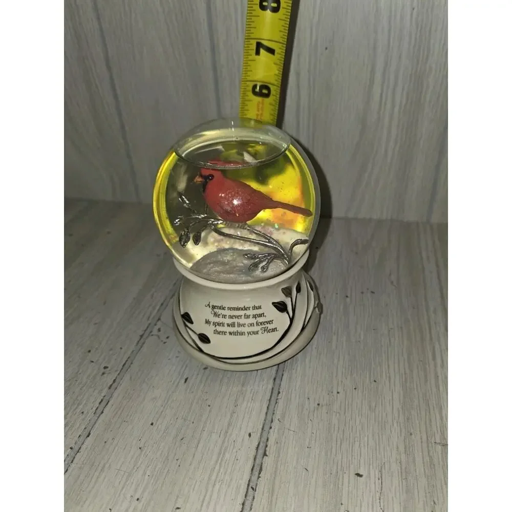 The Bradford Exchange Messenger from Heaven Memorial Cardinal Glitter Globe